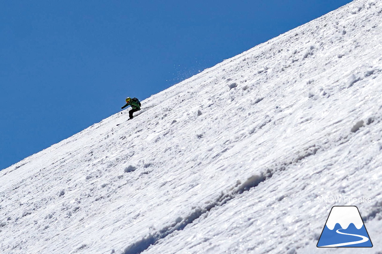 ニセコグラン・ヒラフ DYNASTAR SKI TEST RIDE DAYS Photo Session!!最高の天気に恵まれたニセコに、最高の仲間たちが集まりました☆